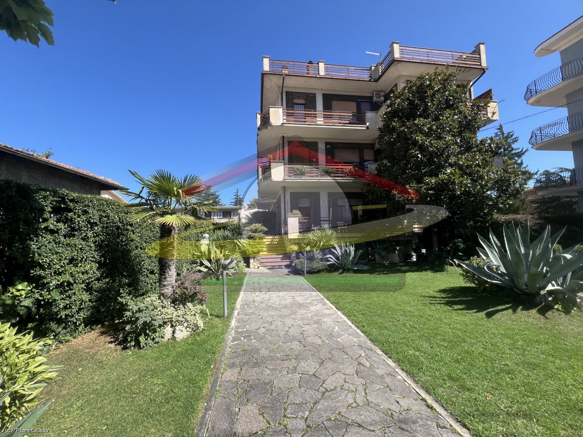 Interno dell'appartamento in zona Borgo Pineta